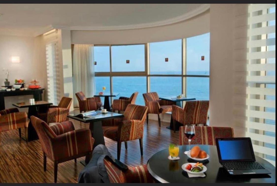 Almog Tower Aparthotel Haifa Exterior foto