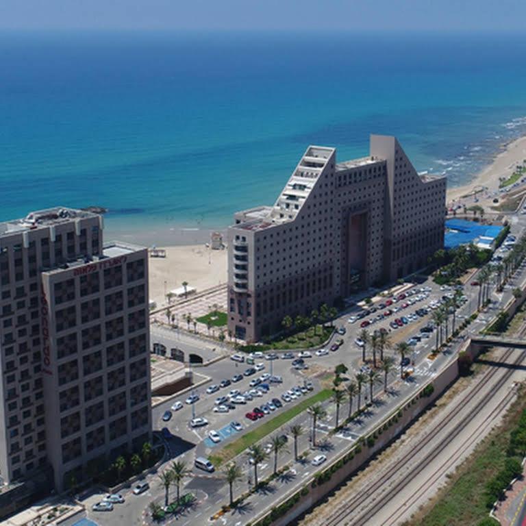 Almog Tower Aparthotel Haifa Exterior foto