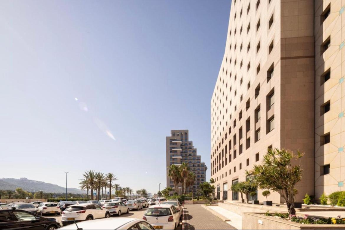Almog Tower Aparthotel Haifa Exterior foto