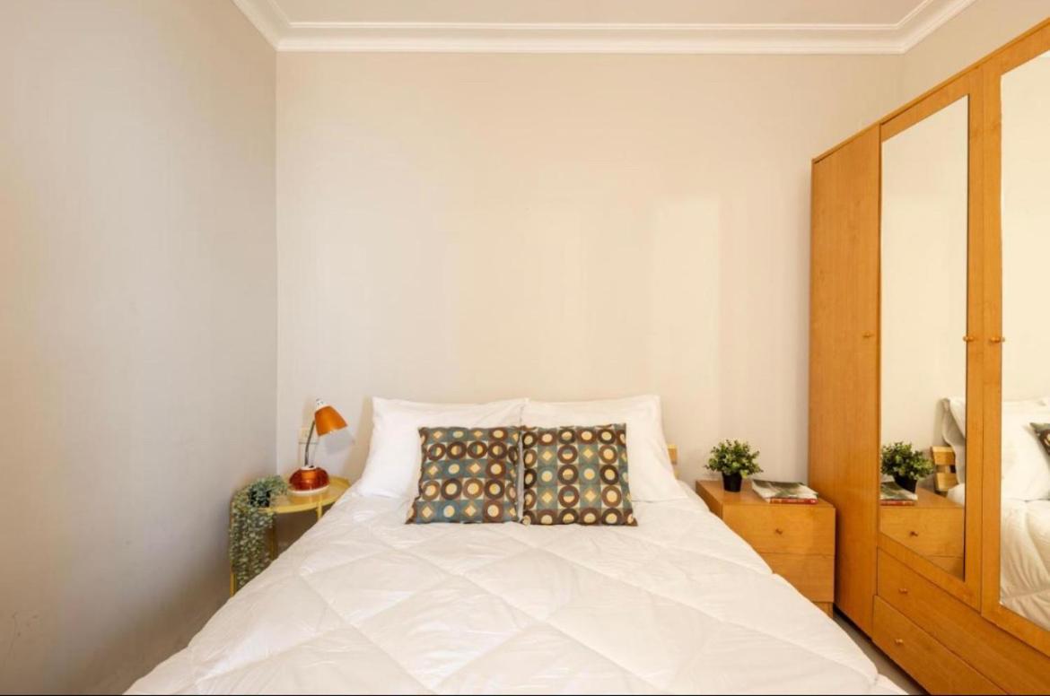 Almog Tower Aparthotel Haifa Quarto foto